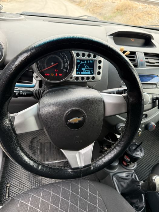 Продается Chevrolet Spark 2014 года
