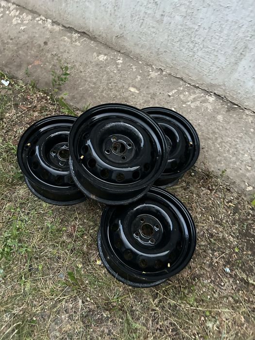 Размер 15, Новые Диски 4шт штамповый 4*100