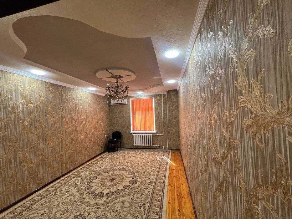 Продаётся 2х комн квартира на 2 этаже Ор-р   5 микрорайон