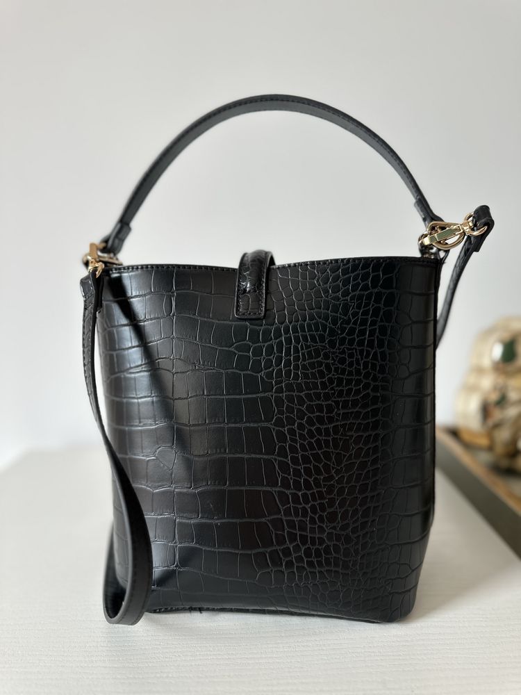 Дамски чанти от еко кожа Zara