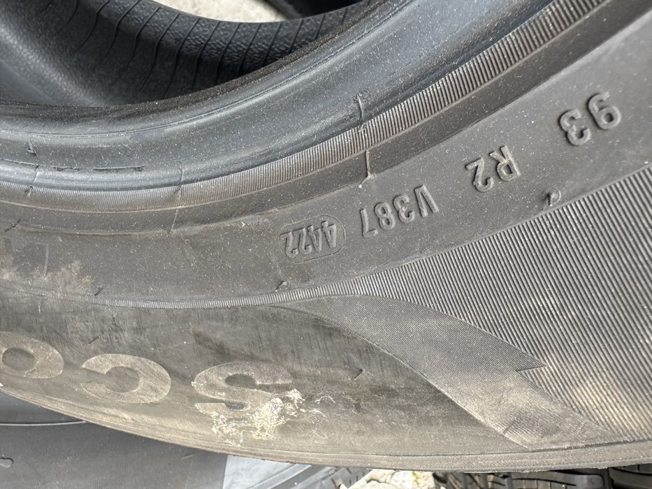 2 Anvelope iarnă 235/65 R17 104H M+S – DOT 2022