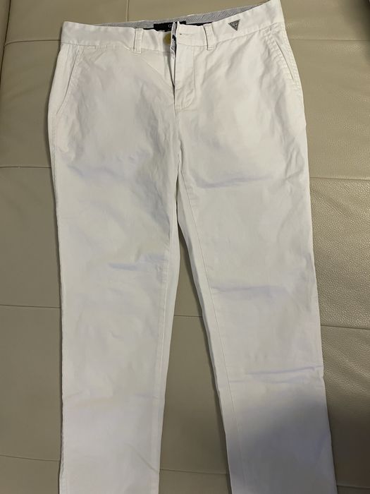 Pantaloni barbati Guess