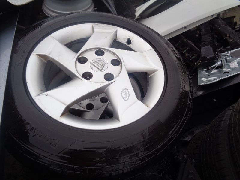 Vand Jante Aliaj Cu Cauciucuri Dacia Duster 215/65 R16