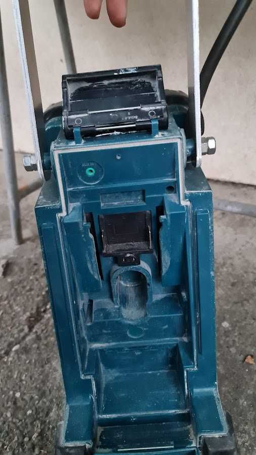 radio santier makita bmr100 / Boxa makita santier