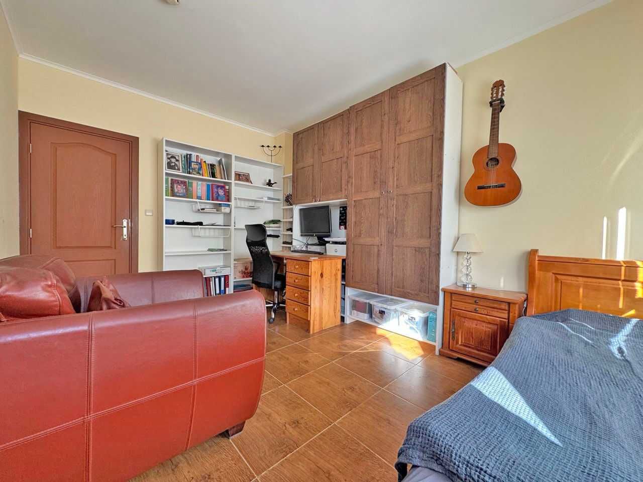 Просторен тристаен апартамент в к-с „Bay View Villas“, Кошарица