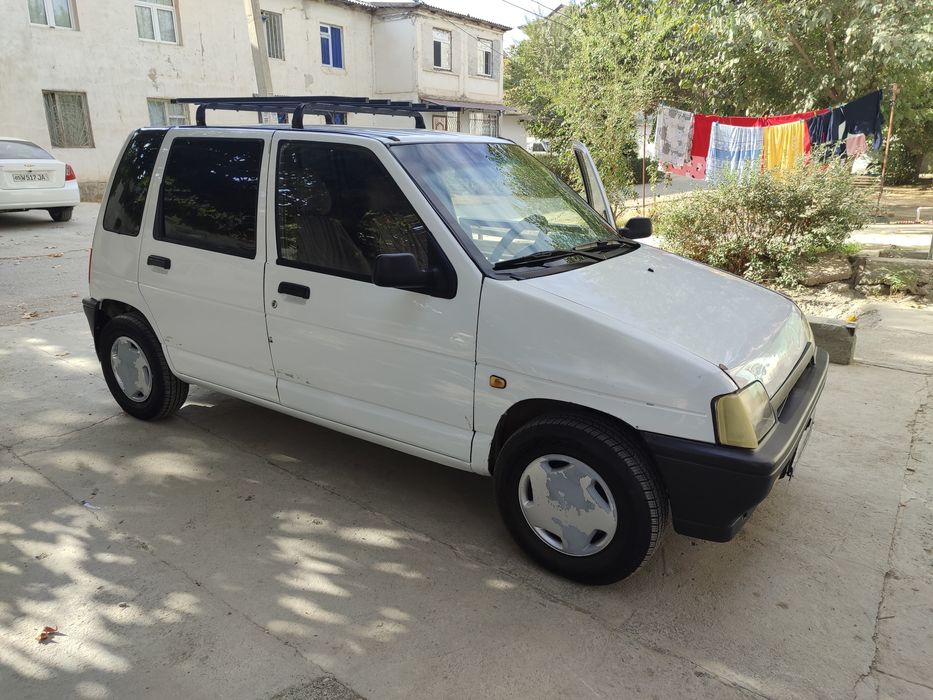 Tiko 1999 yil 2000$