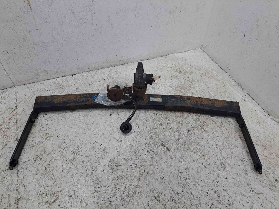 Carlig remorcare Volkswagen Golf 5 Plus (5M1) [Fabr 2005-2008] 1K08038
