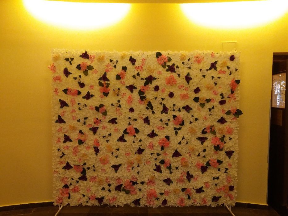 Vând Panou Floral 2m x 2.4m (1700 lei)