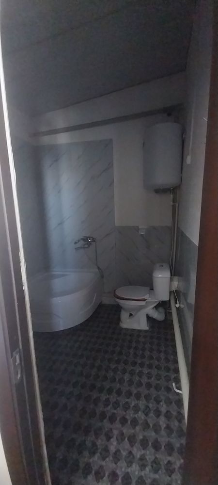 Hostel moshin bozor taraf