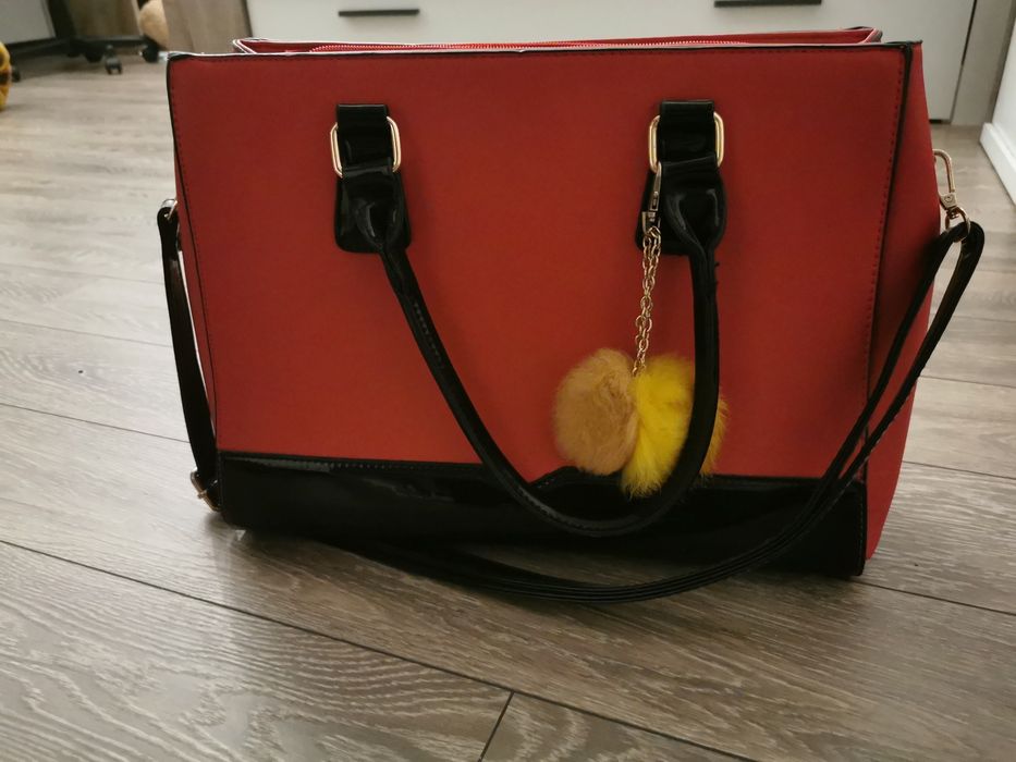 De vânzare poșetă dama