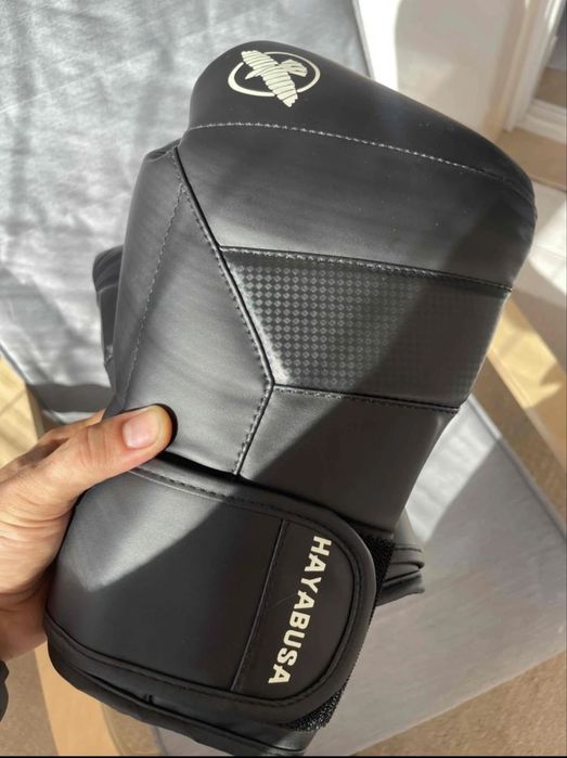 Боксови ръкавици Hayabusa