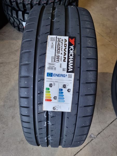 275/35/20//245/40/20 YOKOHAMA