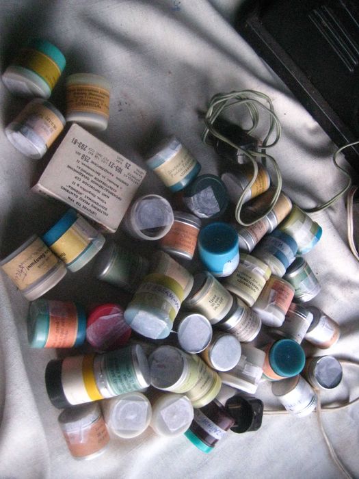 Фильмоскоп СССР и Много Диафильмов на пленках в родных коробках СССР