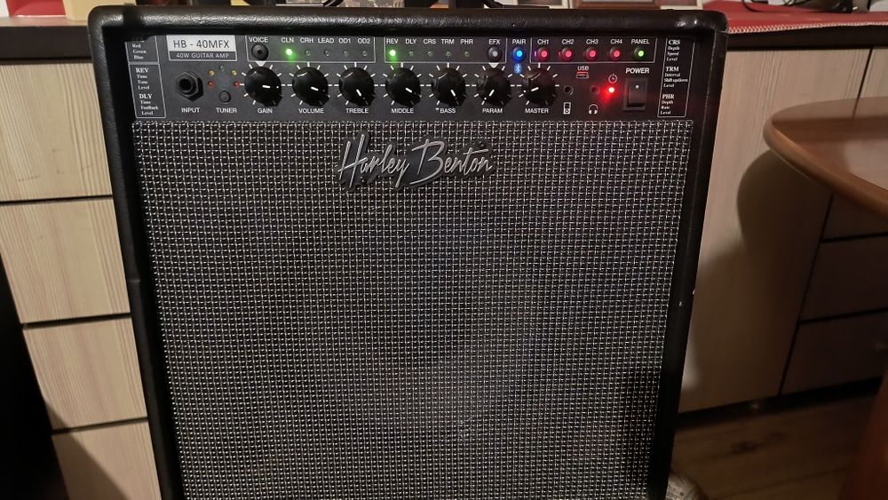 Amplificator hendry benton HB-40 MFX