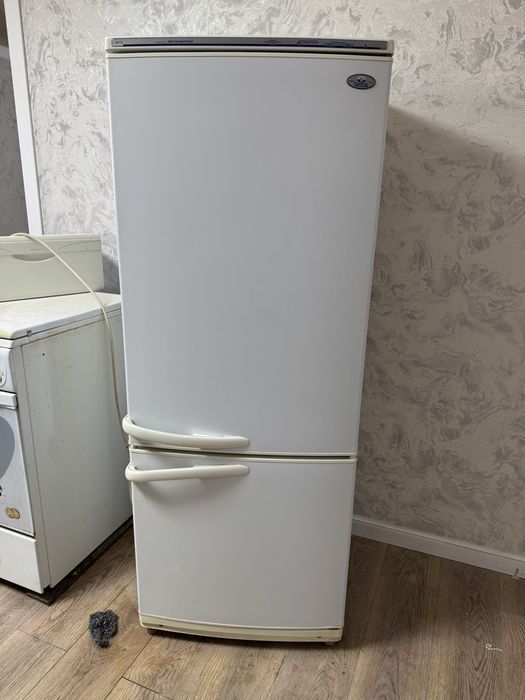 двухкамерный холодильник производства компании ATLANT