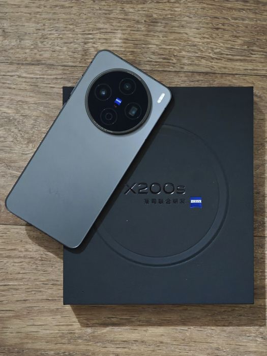 Vivo X200s 12/256GB