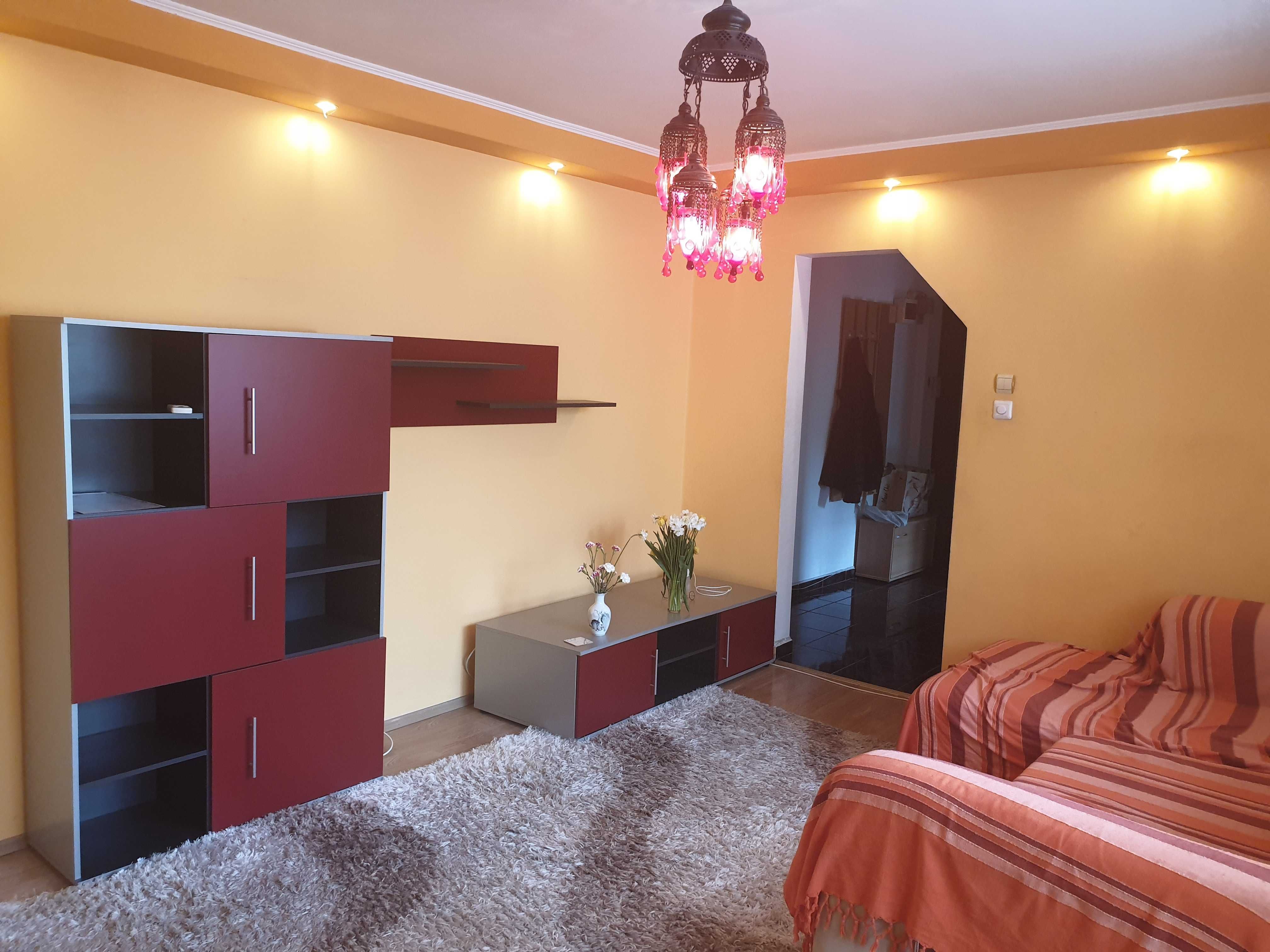 Apartament linistit, curat, modernizat, metrou Gorjului