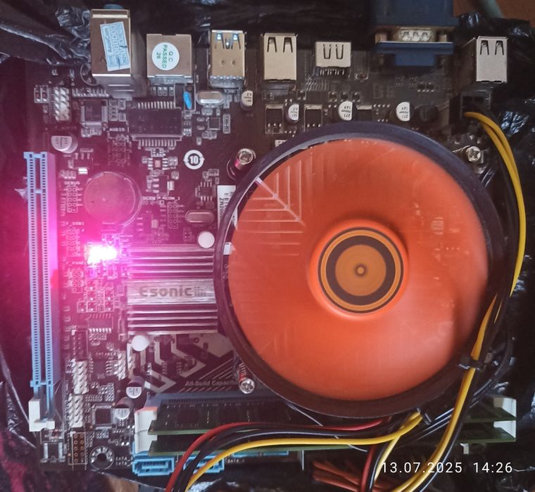 H61 esonic [нуждается в ремонте]