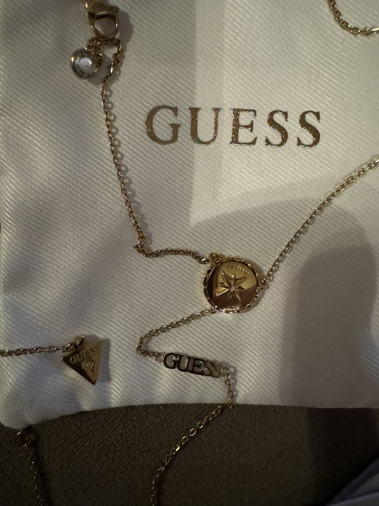 Колие Guess