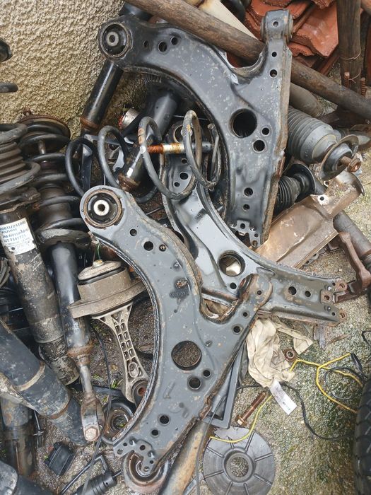 Носачи и други части за голф4 и бмв е 46