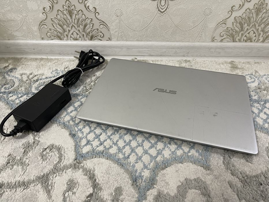 Продам ноутбук Davon J3455