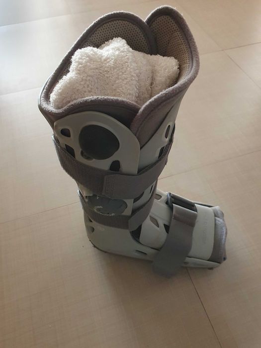 Pantof orthopedic pneumatic stare impecabila utilizat 3 saptamani