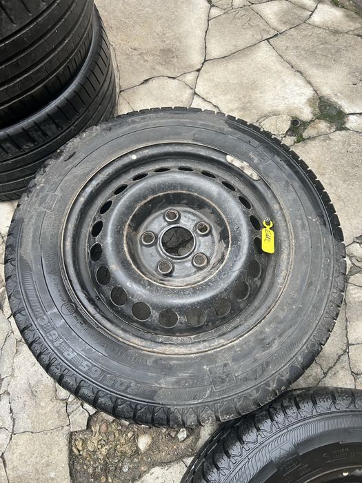 Jante tabla/otel 16’ Vw T5 cu cauciucuri M+S 205/65/16C