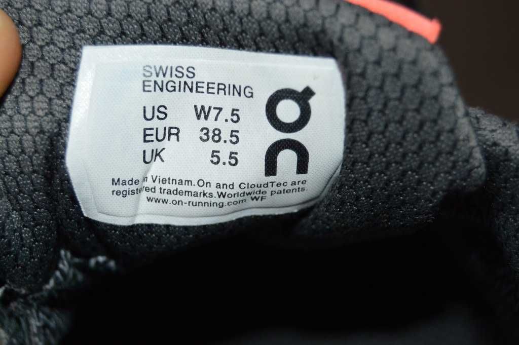 Adidasi alergare trail On Running Cloudventure 38.5 Waterproof