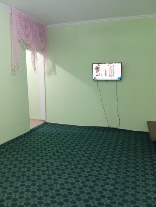 Ижарага берилади 1хона 8-этаж лифт бор ДСК