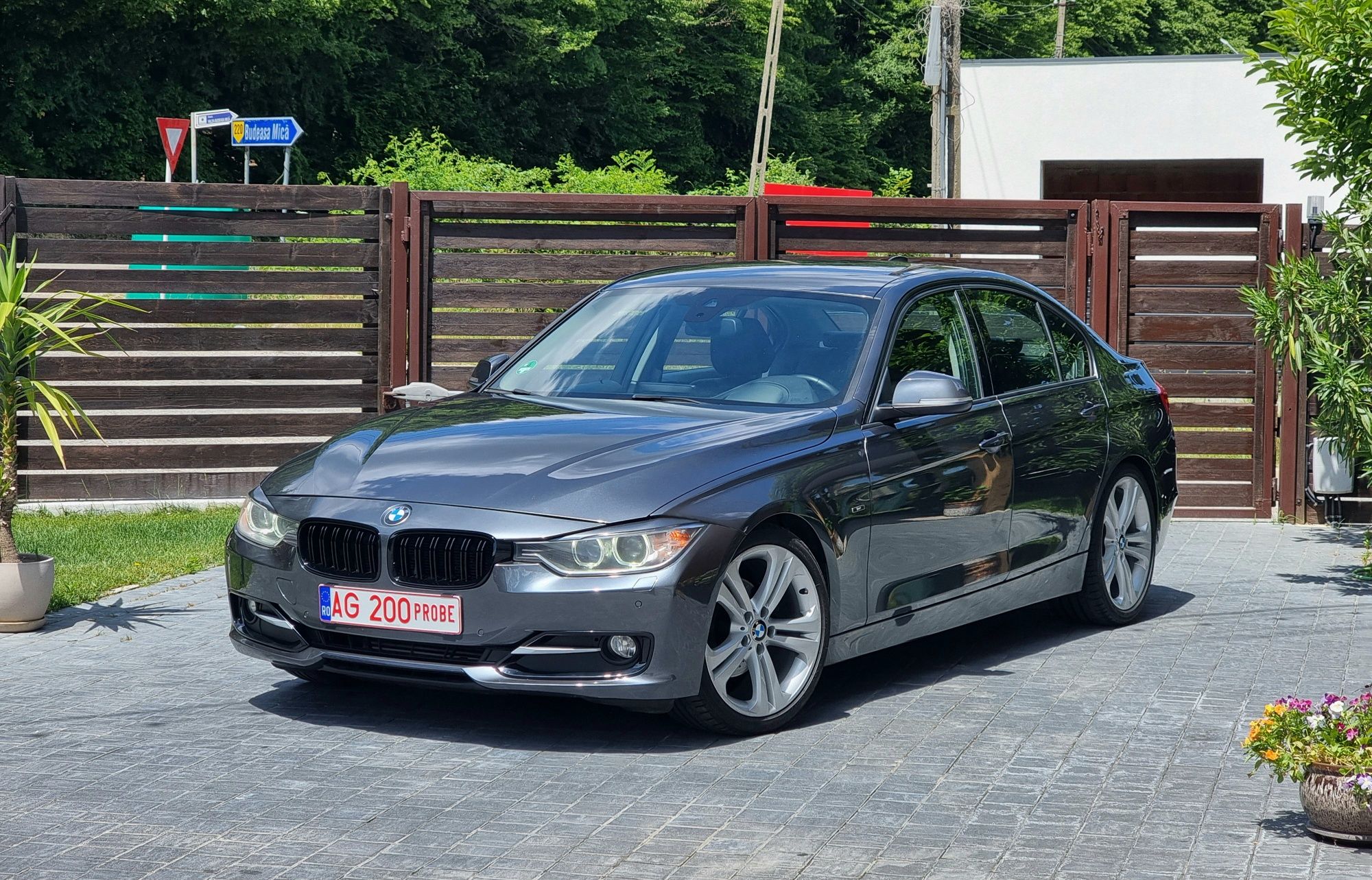 BMW Seria 3 2014 / F30 / 184 CP / 320d