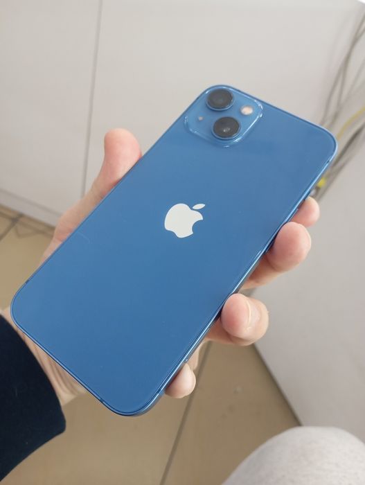 Айфон 13 в отличном состоянии