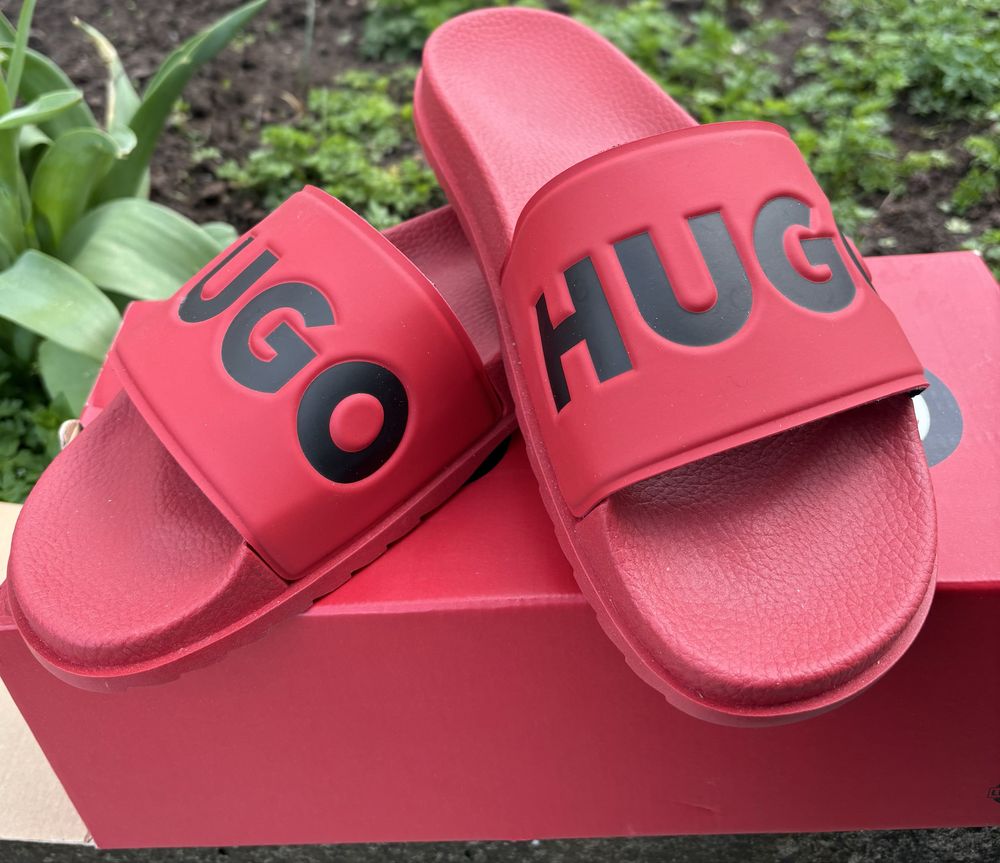 Чехли Hugo BOSS Нови!