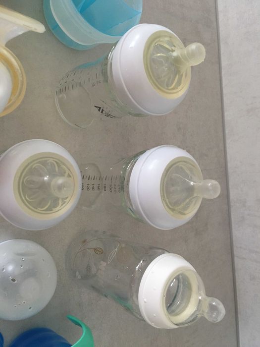 Комплект за новородено - Шишета стъкло, ръчна помпа, стерилизатор