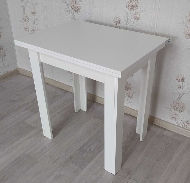 Продам  Стол  Кухонный   новый