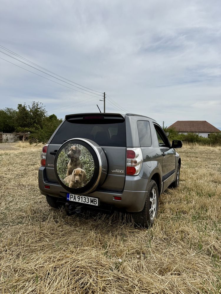 Джип Suzuki Grand Vitara къса база