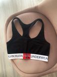 Оригинален спортен топ Calvin klein