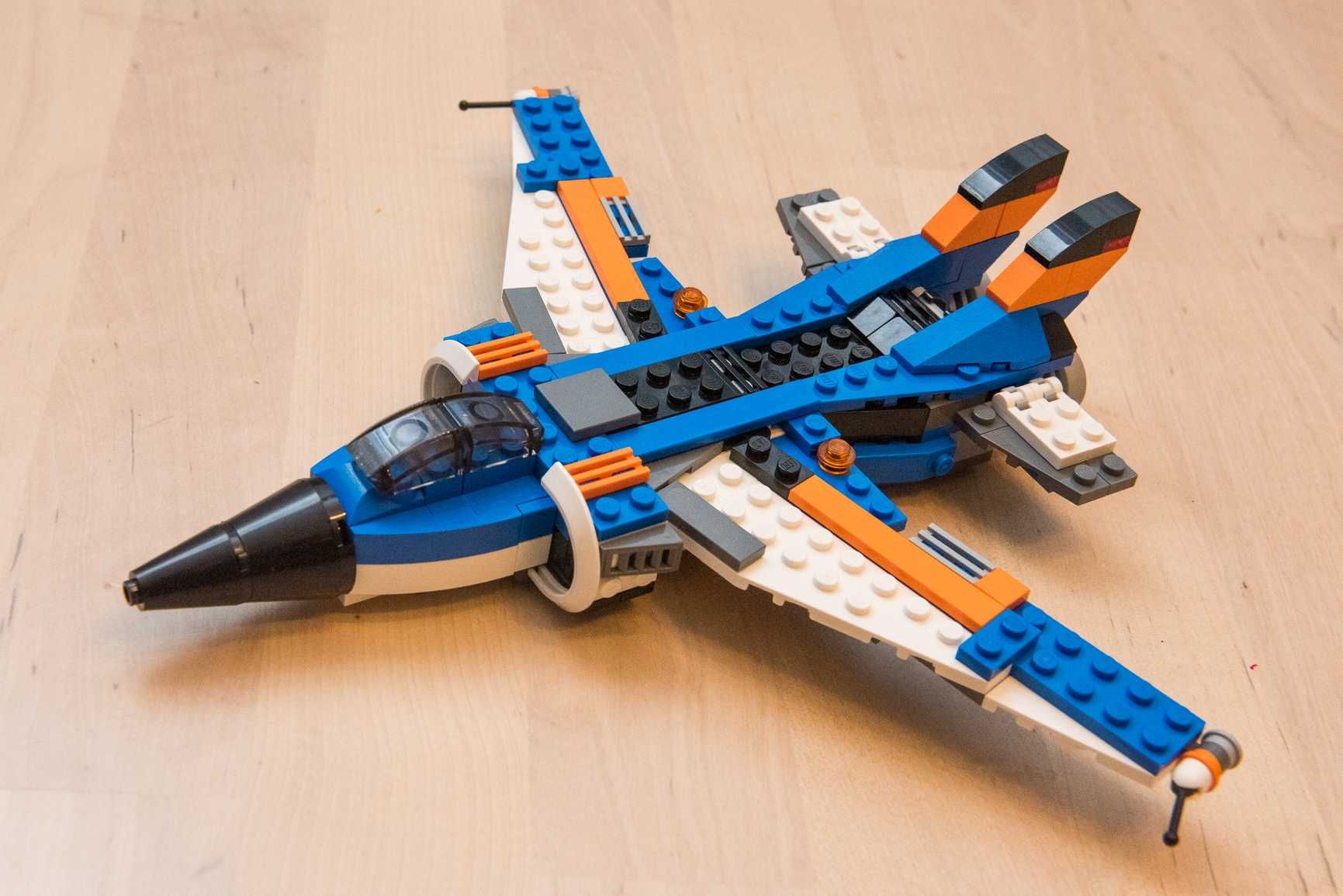 Set Lego Creator 3in1 Thunder Wings, Inaripatul Fulgerator, cod 31008