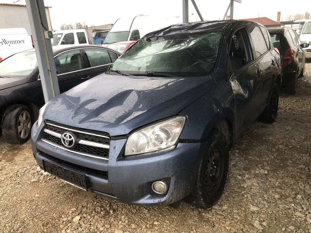 Toyota Rav 4 за части