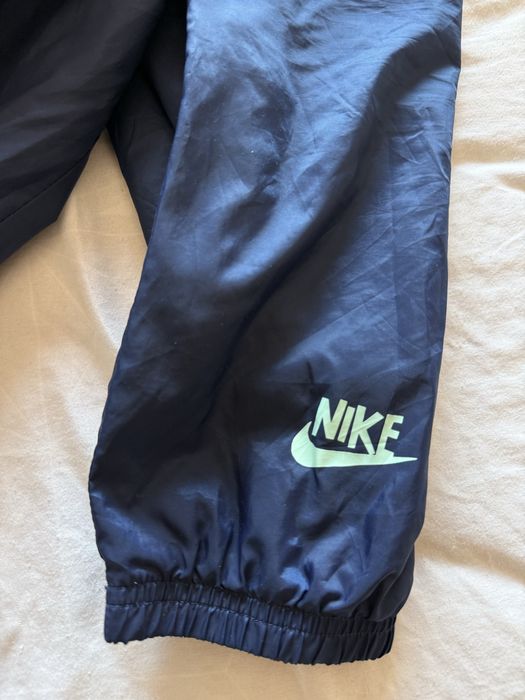 Долнище на Nike Nylon