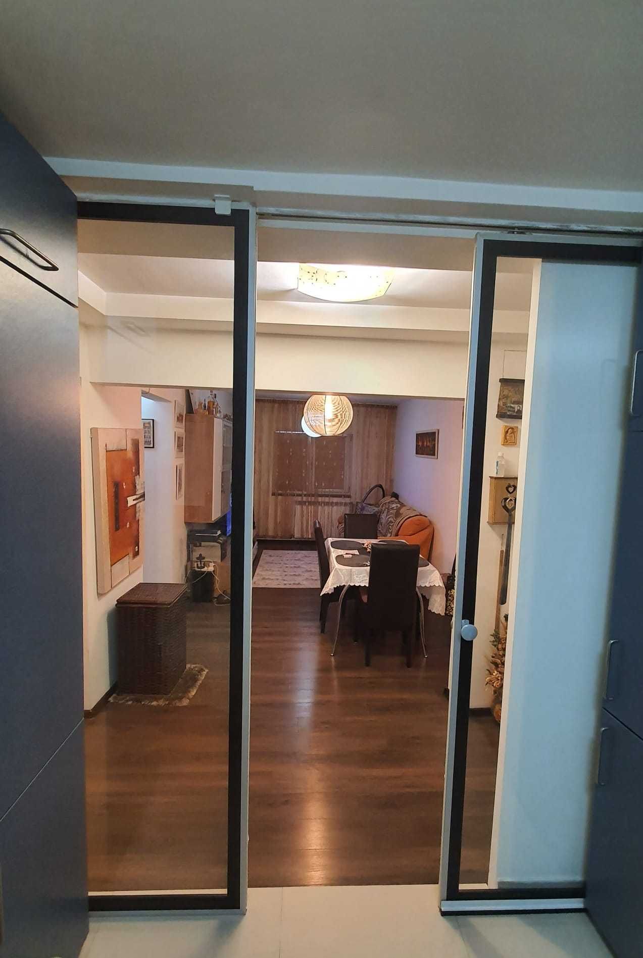 Apartament 3 camere decomandat