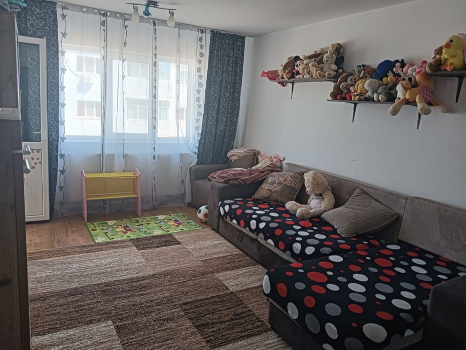 De vânzare – Apartament 3 camere, renovat complet, modern și luminos