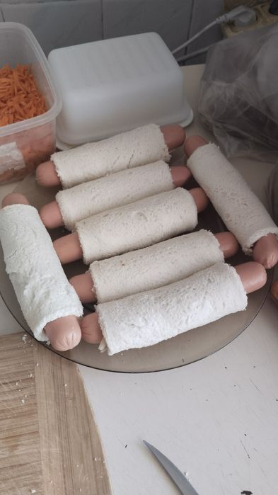Продаю сосиски в тесте