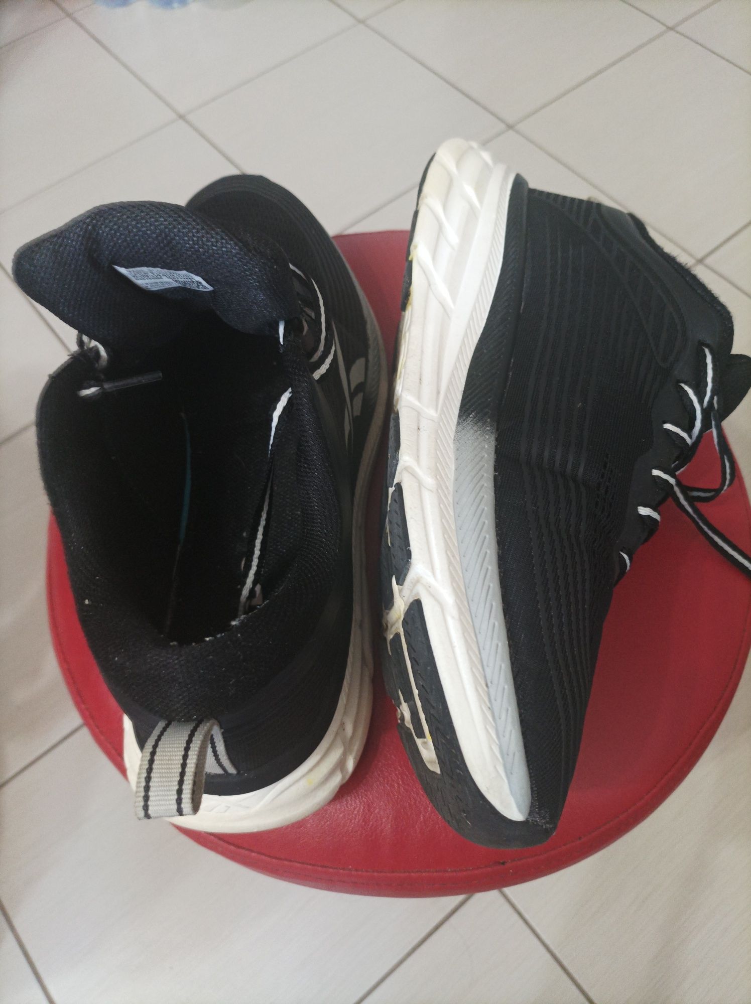 Маратонки Reebok номер 44