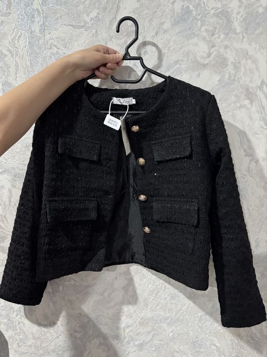 Продам новый жакет твидовый