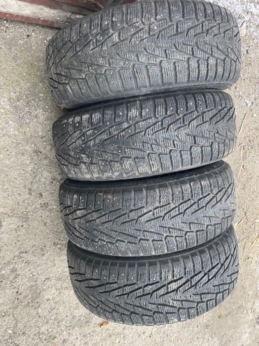 Комплект шипованной зимней резины Nokian Hakkapelitta 225/60/R17