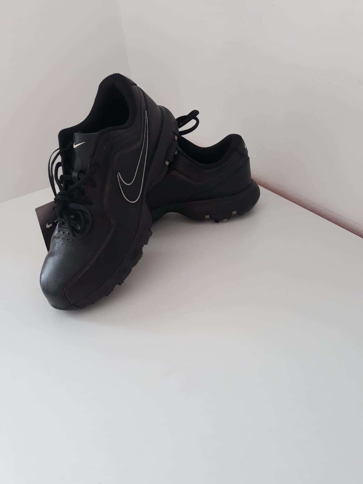 Nike golf piele naturala