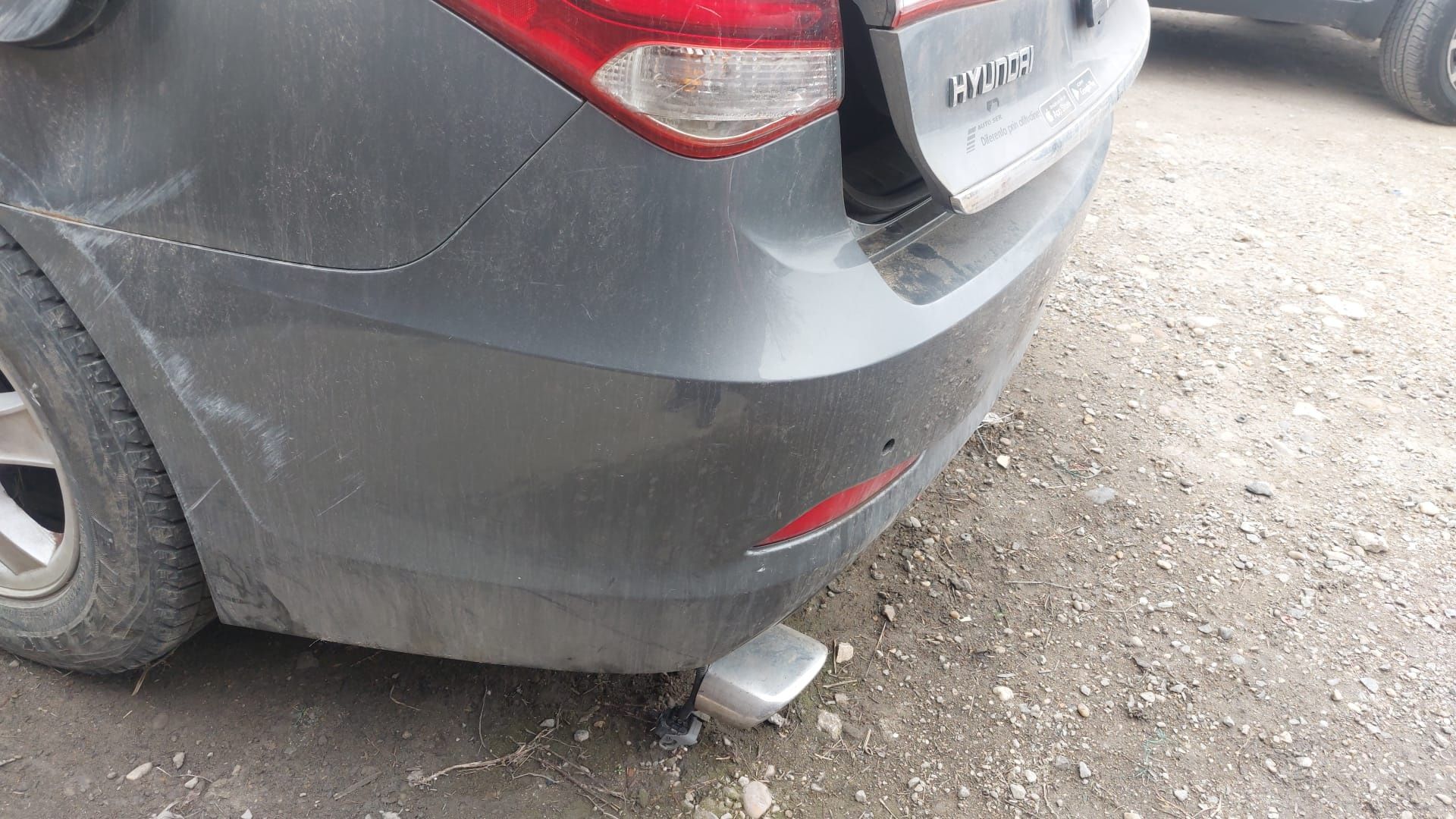 Bara spate hyundai i40