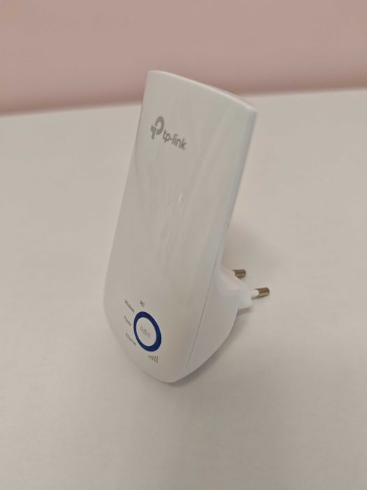 Wi-Fi усилвател (Range Extender) TP-Link TL-WA850RE, 300Mbps