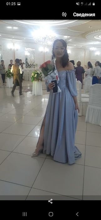 продам платье нежно сиреневый блестящий