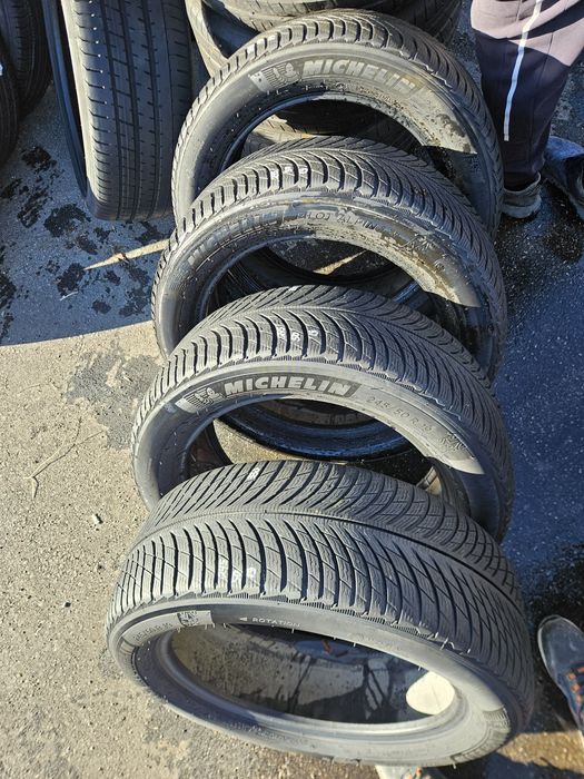 Гуми 4бр 245 50 19 мишелин